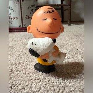 Charlie Brown and Snoopy Bobble Body figurine